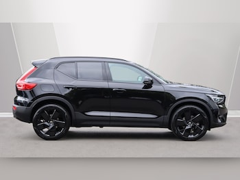 Used Volvo XC40 2025 for sale - 76200888: Photo