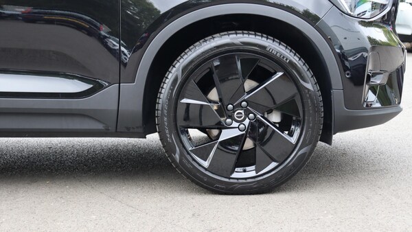 Used Volvo XC40 2025 for sale - 76200888: Photo 9