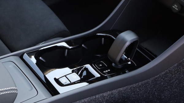 Used Volvo XC40 2025 for sale - 75351782: Photo 14