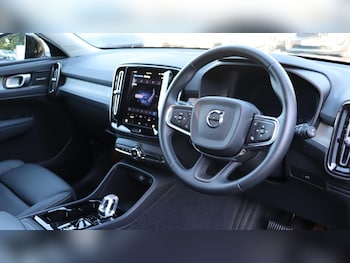 Used Volvo XC40 2025 for sale - 76043394: Photo