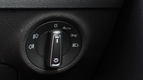 Used Skoda Karoq 2021 for sale - 76189410: Photo 45