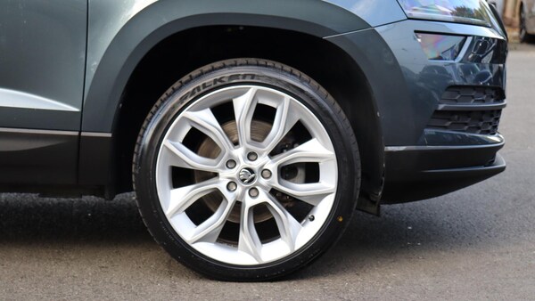 Used Skoda Karoq 2021 for sale - 76189410: Photo 9