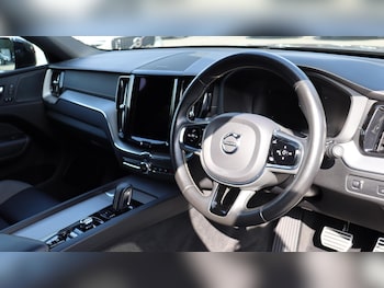 Used Volvo XC60 2020 for sale - 75246635: Photo