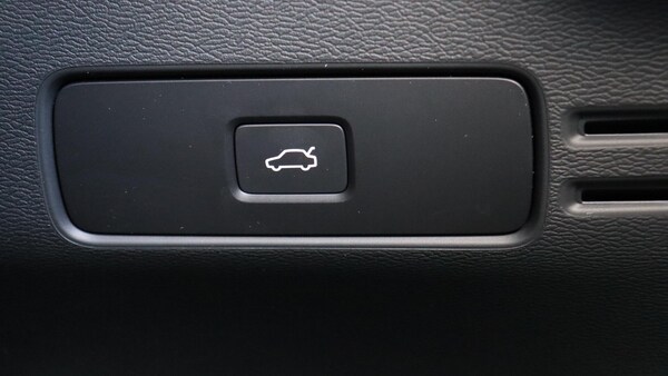 Used Volvo XC40 2025 for sale - 76200082: Photo 44