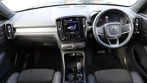 Used Volvo XC40 2025 for sale - 76200082: Photo 5