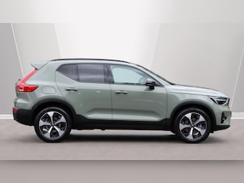Used Volvo XC40 2025 for sale - 76026450: Photo