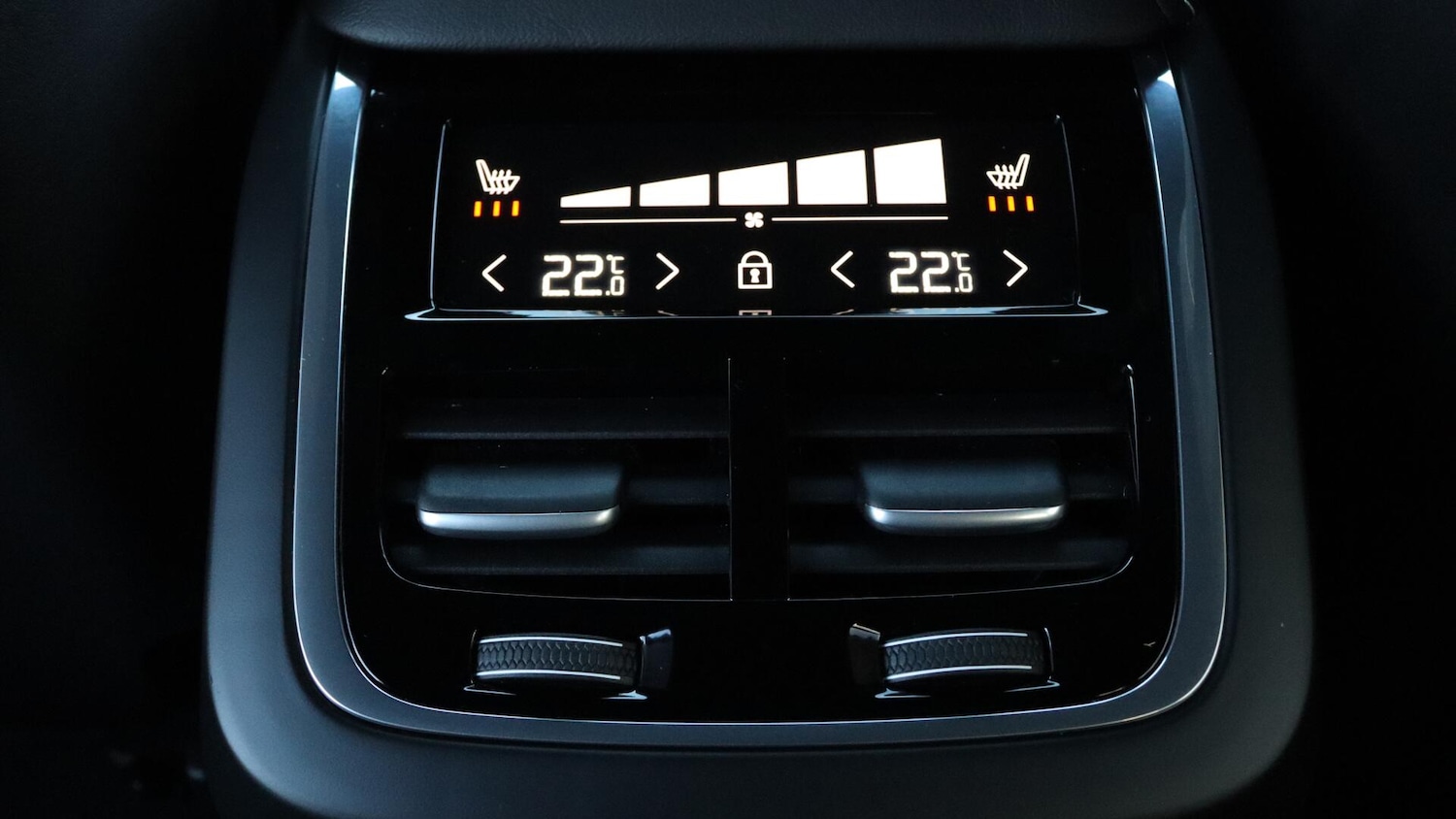 Used Volvo XC60 2025 for sale - 76327371: Photo 41