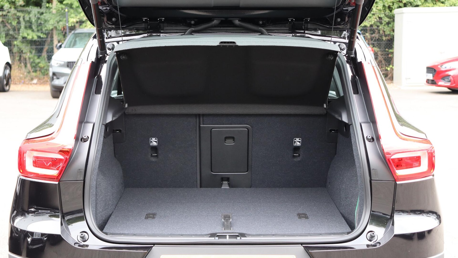 Used Volvo XC40 2025 for sale - 76121563: Photo 13