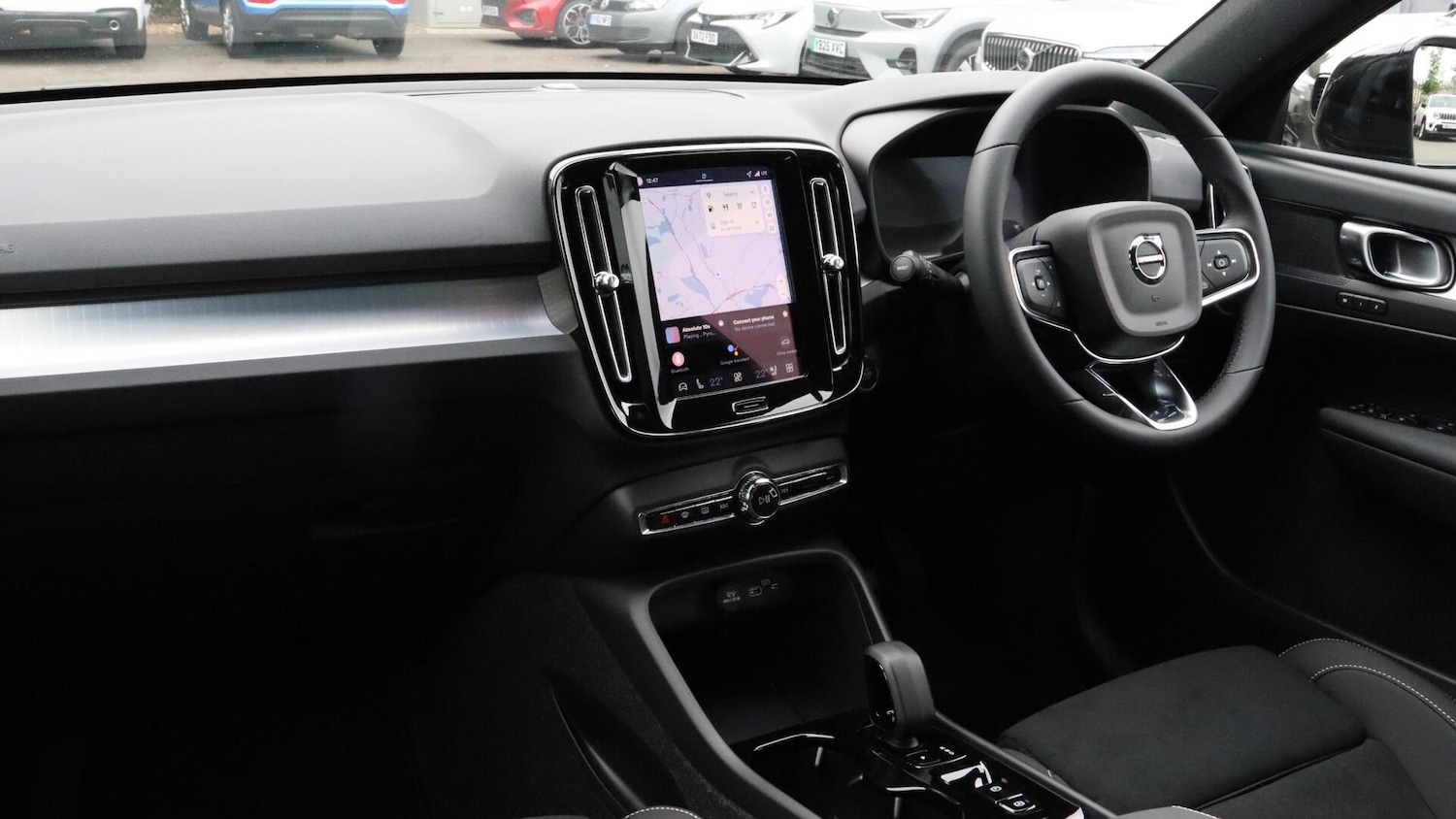 Used Volvo XC40 2025 for sale - 76121563: Photo 14