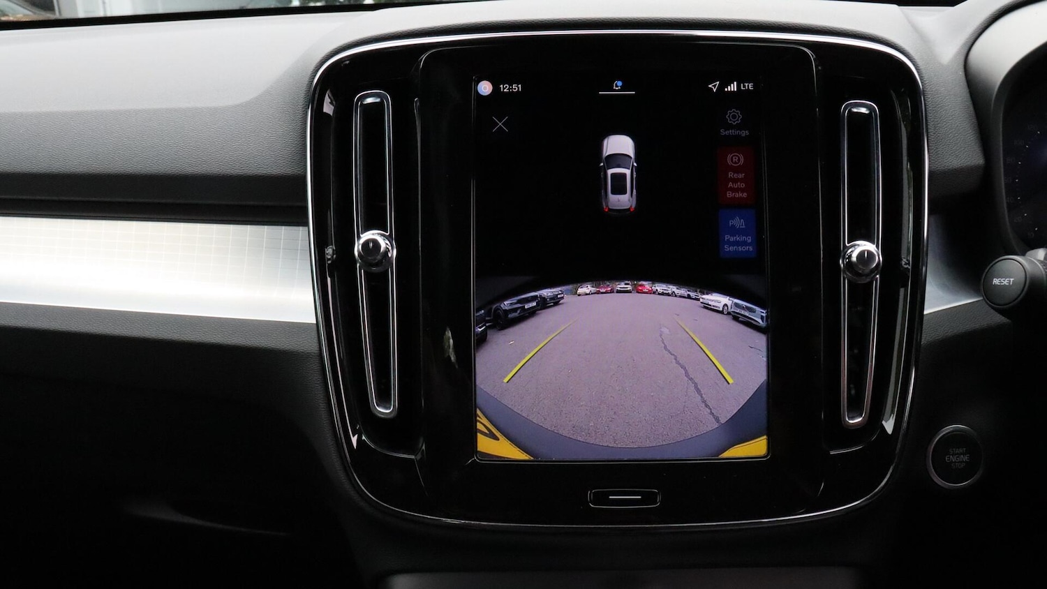 Used Volvo XC40 2025 for sale - 76121563: Photo 19