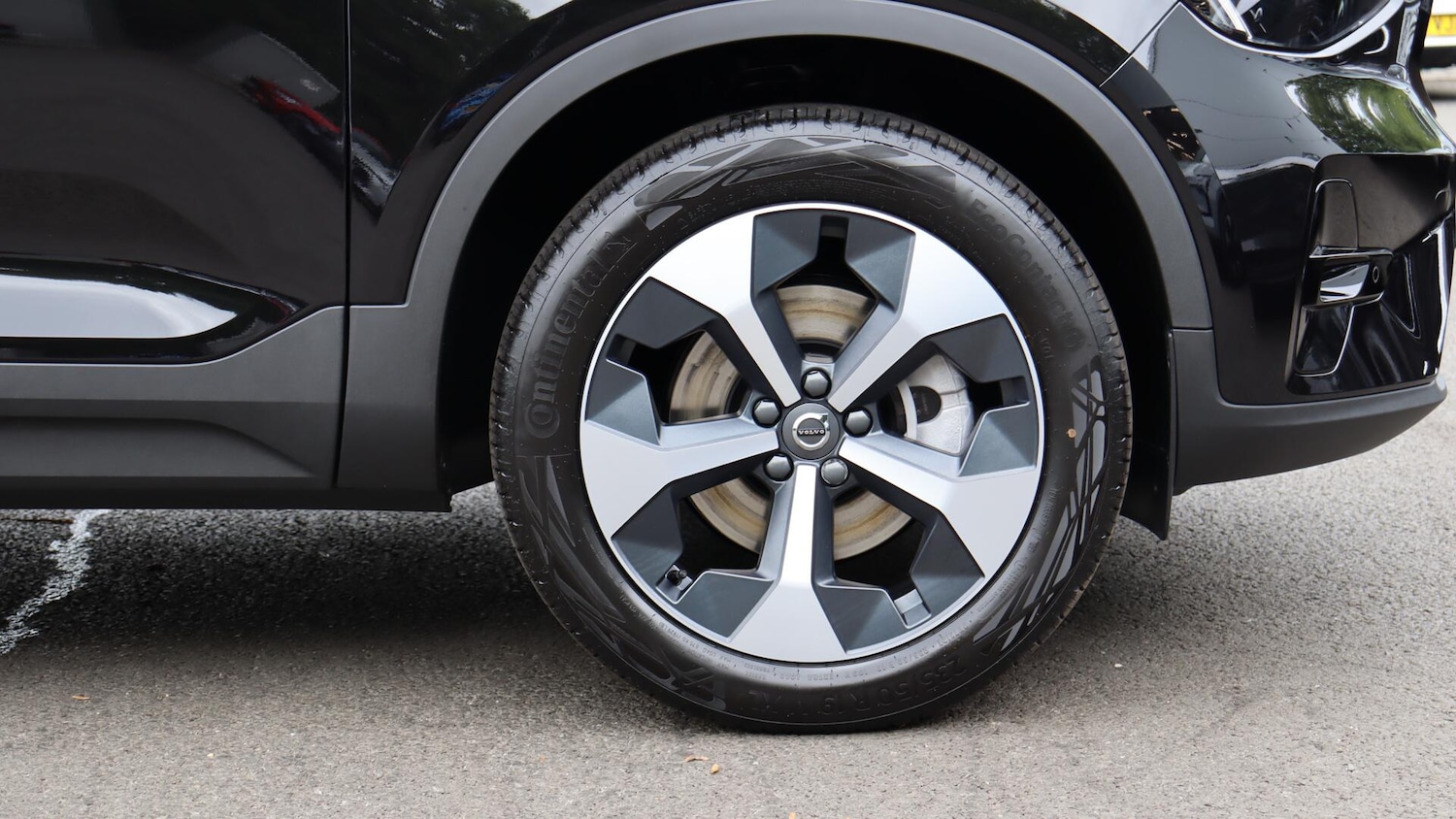 Used Volvo XC40 2025 for sale - 76121563: Photo 9