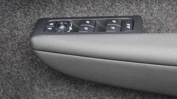 Used Volvo XC40 2025 for sale - 76200145: Photo 24