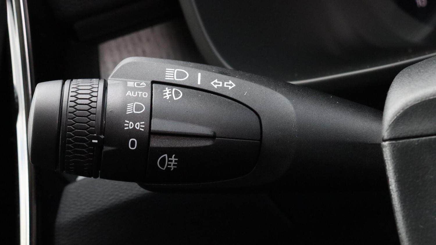 Used Volvo XC40 2025 for sale - 76336481: Photo 20