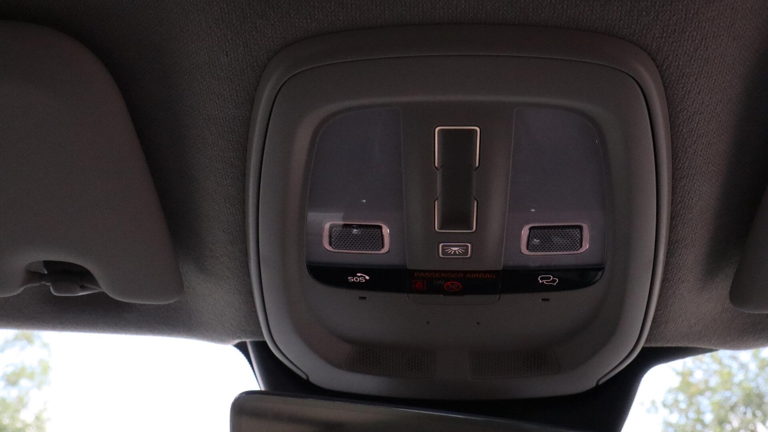 Used Volvo XC40 2025 for sale - 76336481: Photo 28