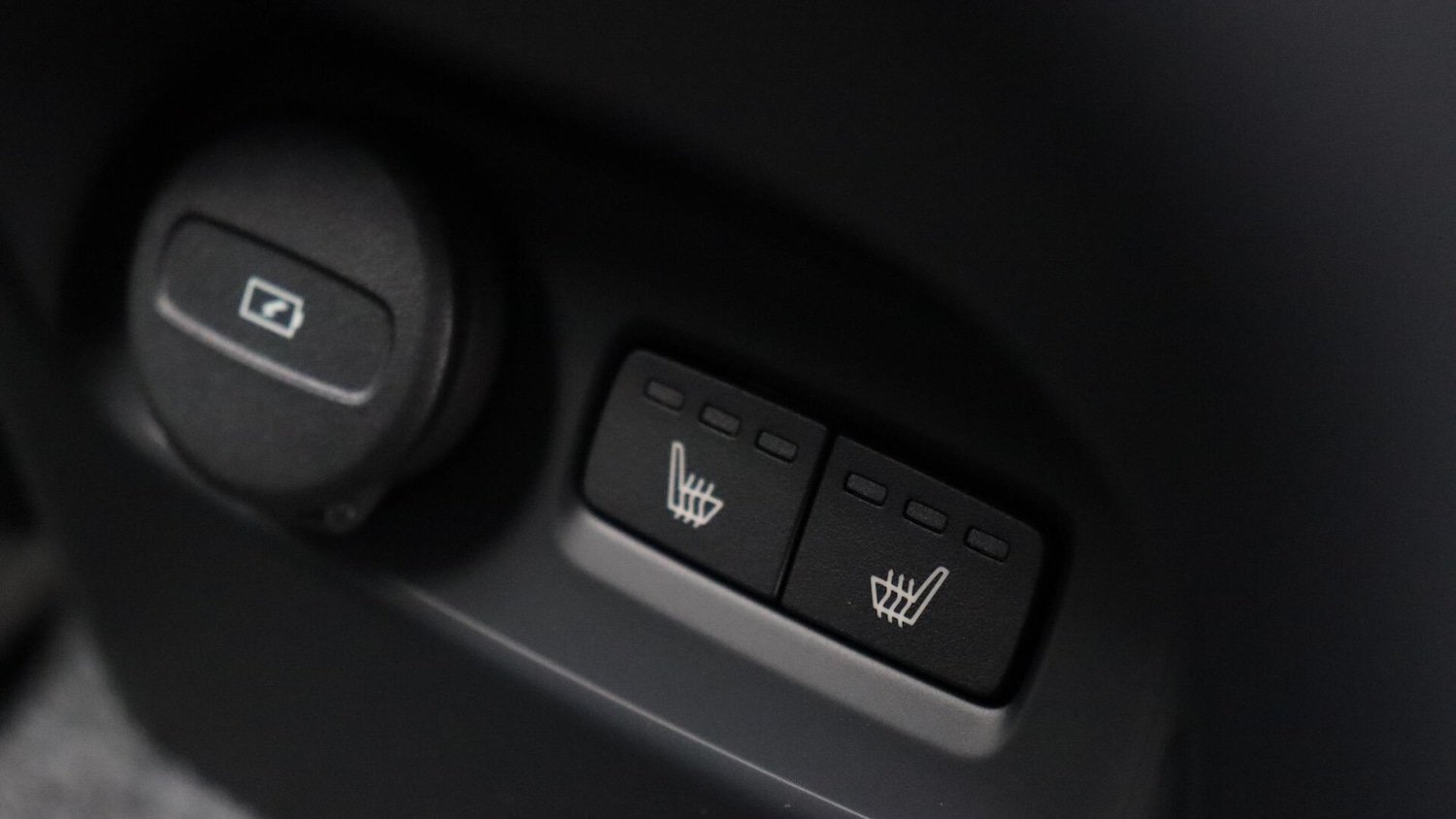 Used Volvo XC40 2025 for sale - 76336481: Photo 43