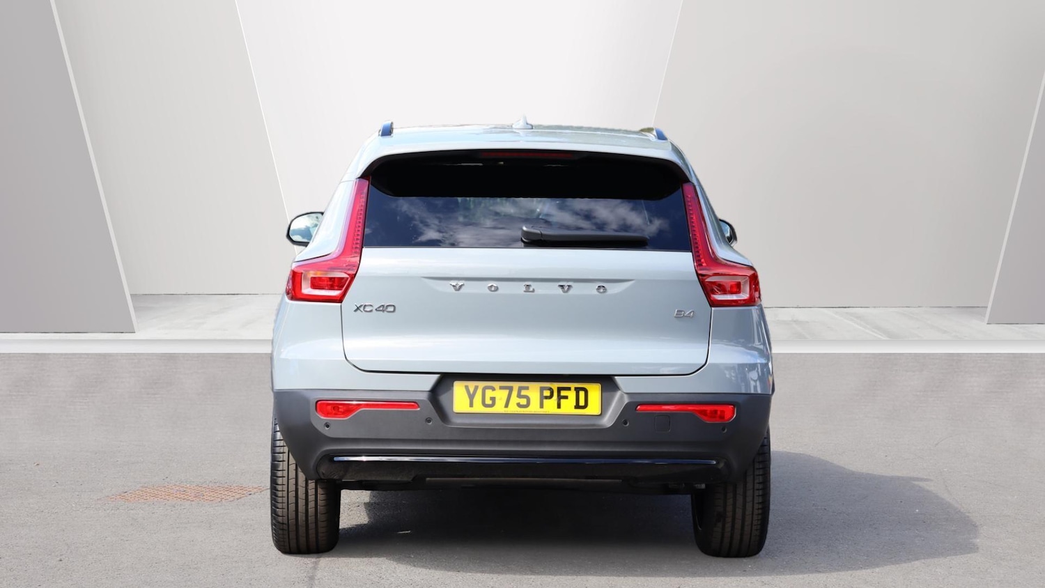 Used Volvo XC40 2025 for sale - 76336481: Photo 7