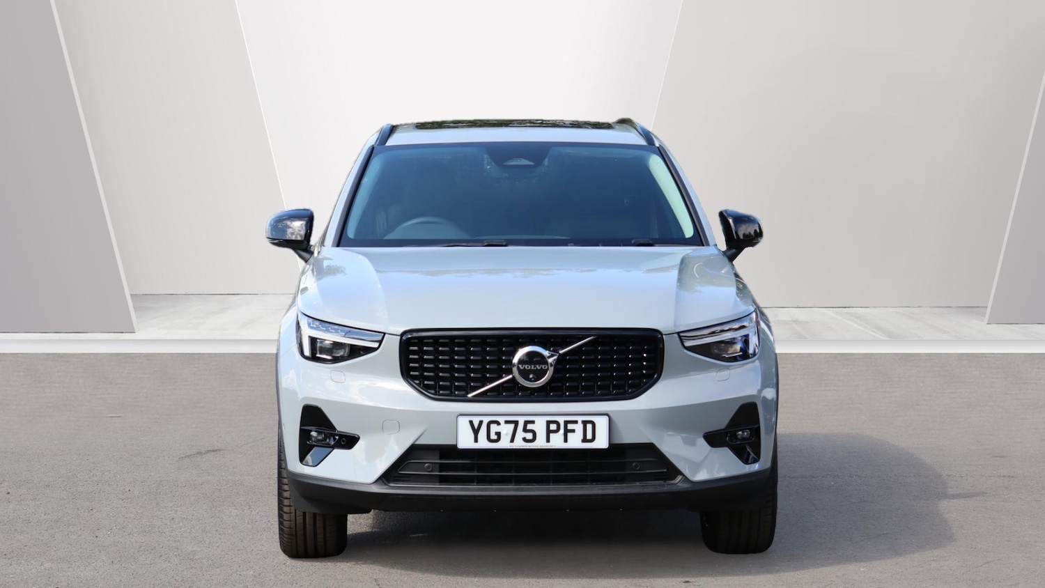 Used Volvo XC40 2025 for sale - 76336481: Photo 8