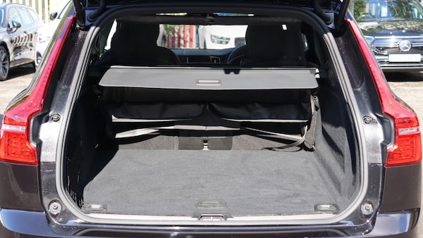 Used Volvo XC60 2025 for sale - 76215106: Photo 13