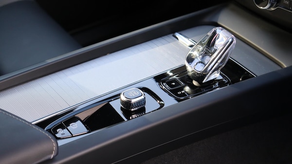 Used Volvo XC60 2025 for sale - 76215106: Photo 26