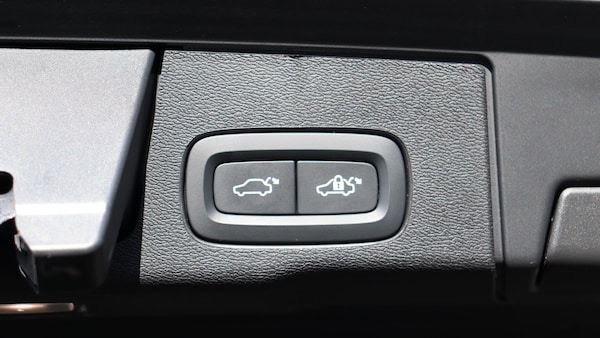 Used Volvo XC60 2025 for sale - 76215106: Photo 35