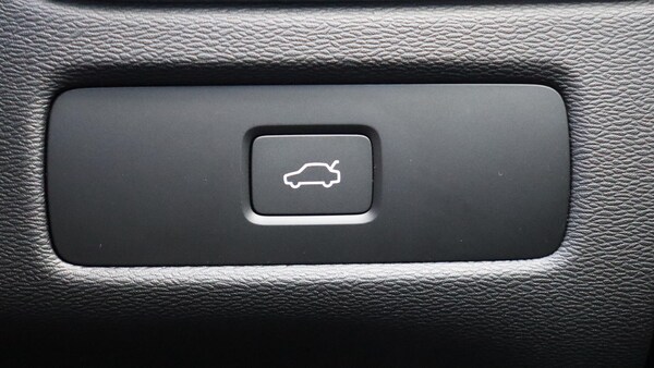 Used Volvo XC60 2025 for sale - 76215106: Photo 44