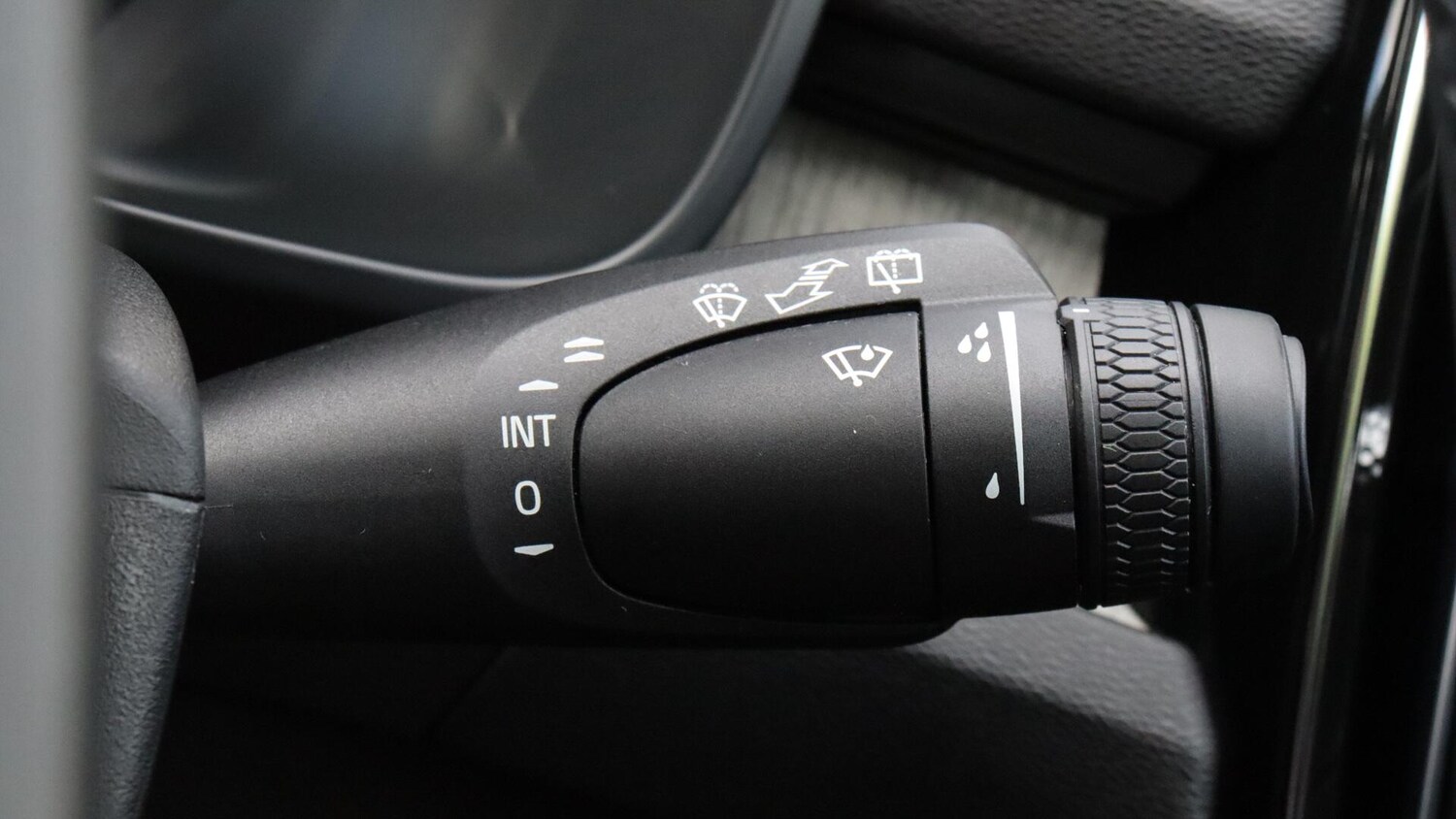 Used Volvo XC40 2023 for sale - 75989793: Photo 23