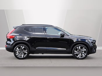 Used Volvo XC40 2023 for sale - 75989793: Photo 3
