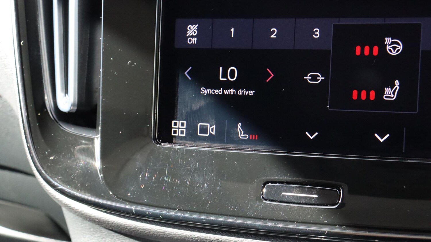 Used Volvo XC40 2023 for sale - 75989793: Photo 40