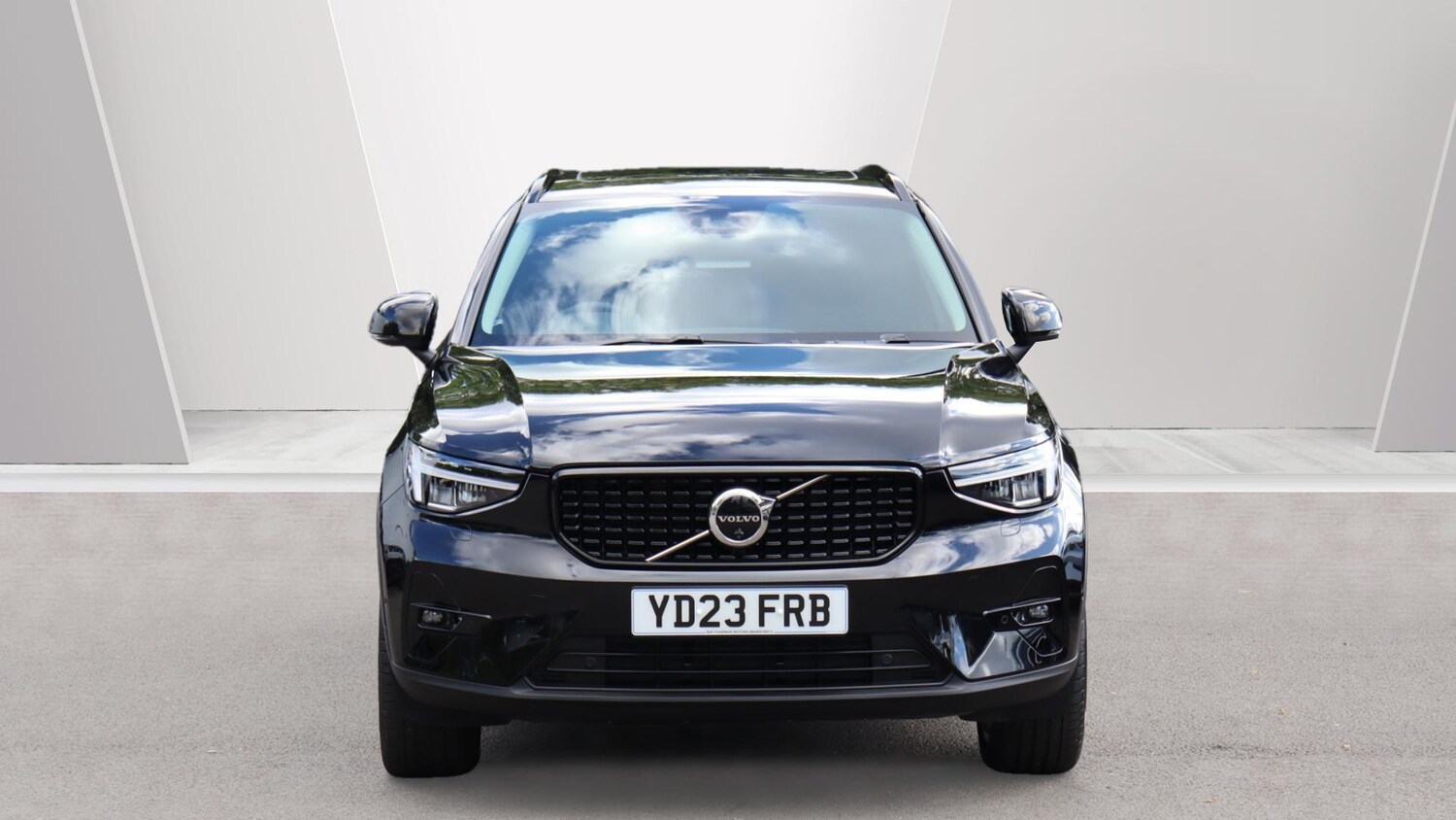 Used Volvo XC40 2023 for sale - 75989793: Photo 8