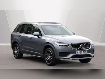 (20) - B5 (P) AWD Momentum (Intellisafe Assist, Heated Seats, Rear Camera) 5-Door