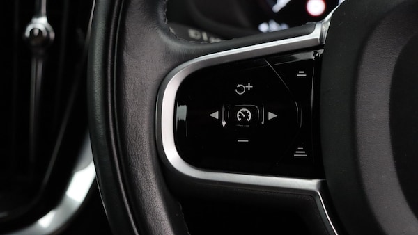 Used Volvo V60 2018 for sale - 76189445: Photo 21