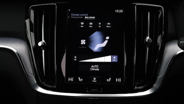 Used Volvo V60 2018 for sale - 76189445: Photo 36