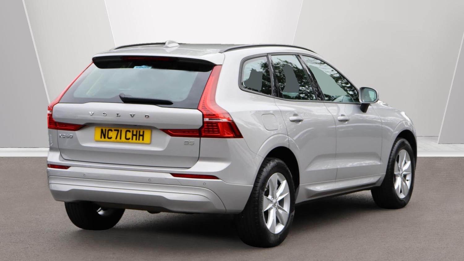 Used Volvo XC60 2022 for sale - 76060154: Photo 2