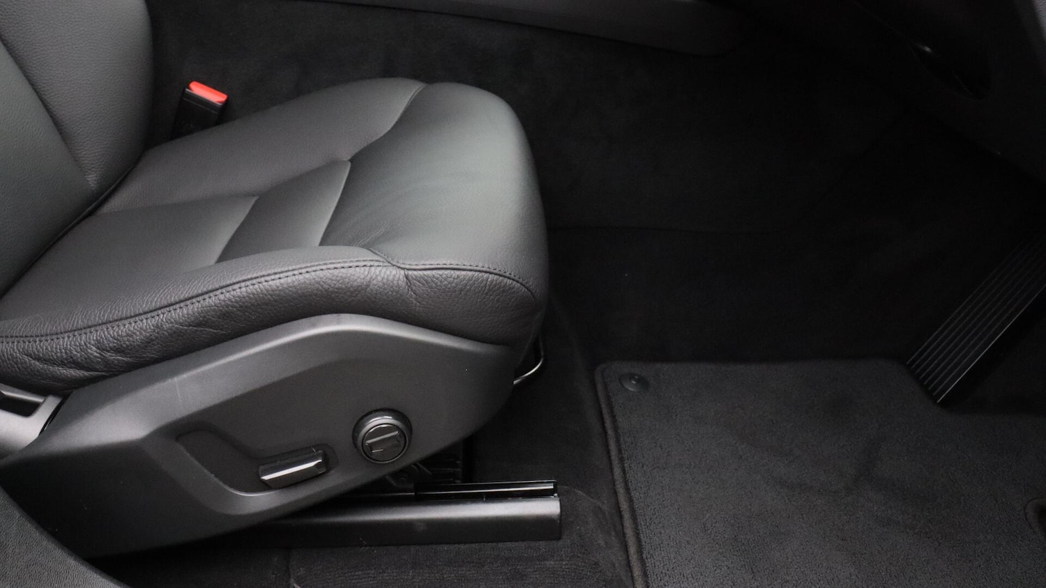Used Volvo XC60 2022 for sale - 76060154: Photo 30