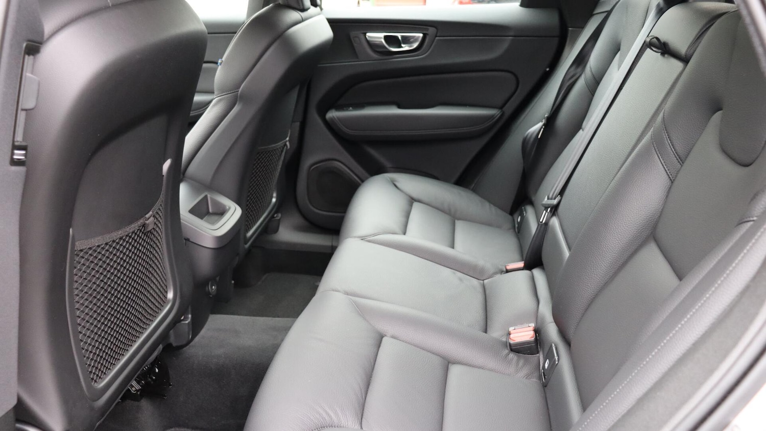 Used Volvo XC60 2022 for sale - 76060154: Photo 33