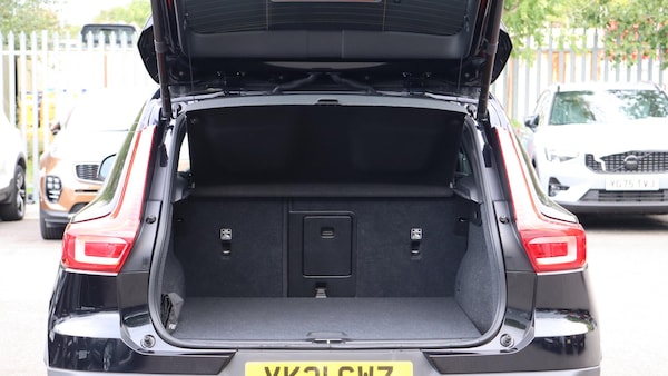Used Volvo XC40 2021 for sale - 76307691: Photo 13