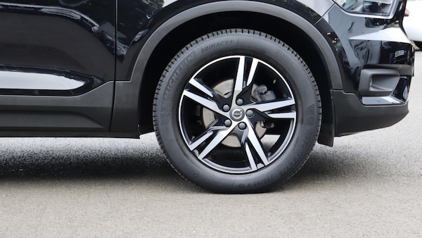 Used Volvo XC40 2021 for sale - 76307691: Photo 9