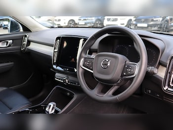 Used Volvo XC40 2021 for sale - 76166427: Photo 4