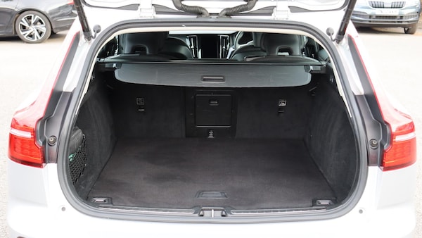 Used Volvo V60 2021 for sale - 75646253: Photo 13