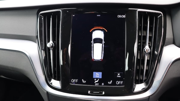 Used Volvo V60 2021 for sale - 75646253: Photo 25