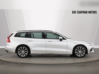 Used Volvo V60 2021 for sale - 75646253: Photo