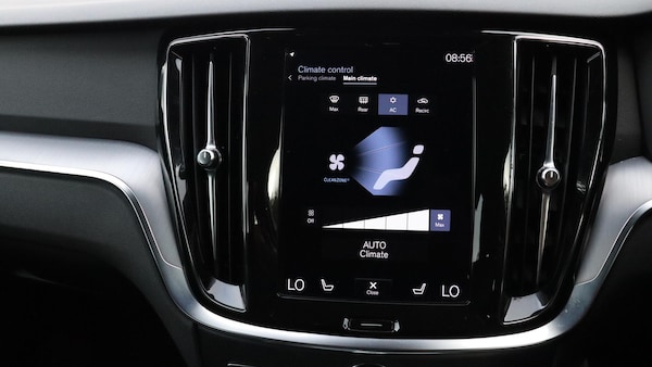 Used Volvo V60 2021 for sale - 75646253: Photo 37