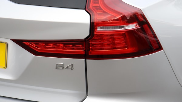 Used Volvo V60 2021 for sale - 75646253: Photo 42