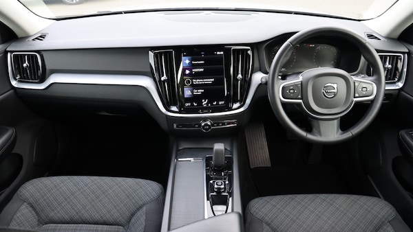 Used Volvo V60 2021 for sale - 75646253: Photo 5