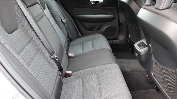 Used Volvo V60 2021 for sale - 75646253: Photo 6