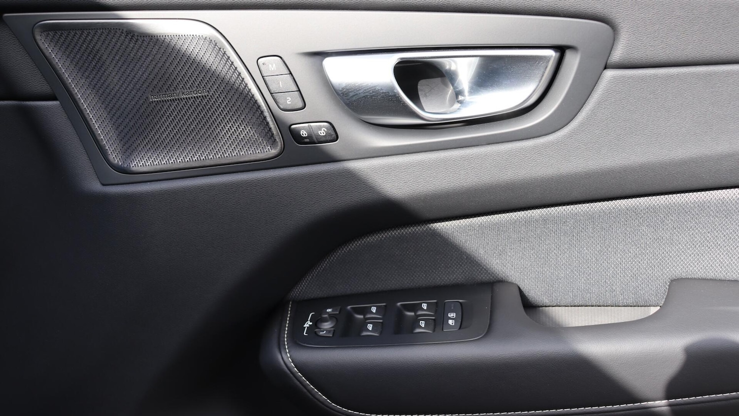Used Volvo XC60 2025 for sale - 76084357: Photo 29