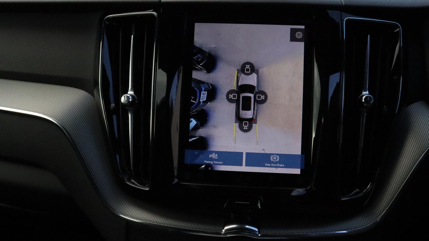 Used Volvo XC60 2025 for sale - 76084357: Photo 41