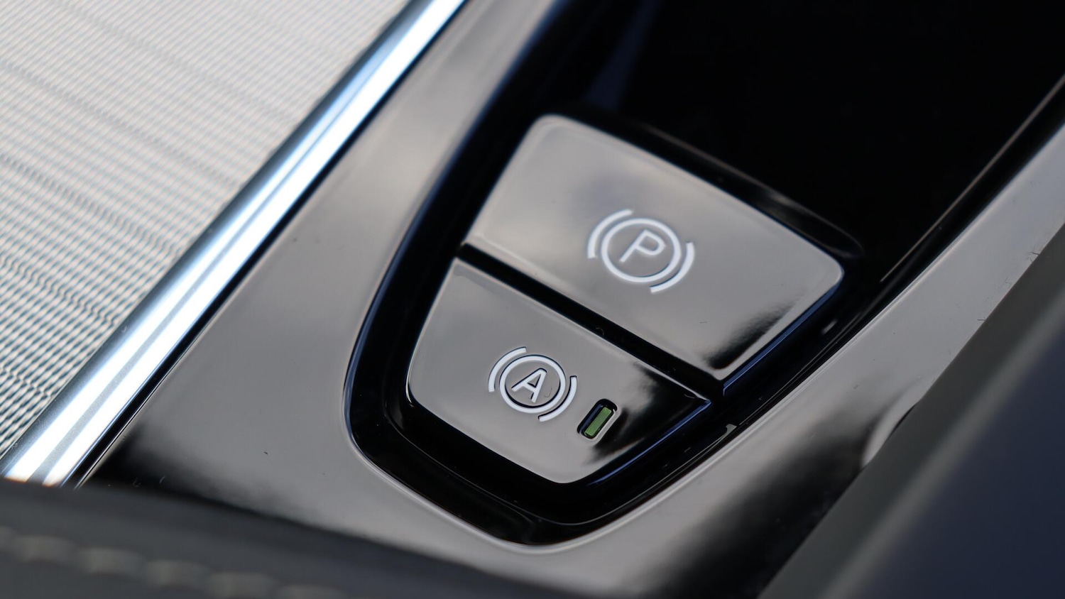 Used Volvo XC60 2025 for sale - 76084357: Photo 44