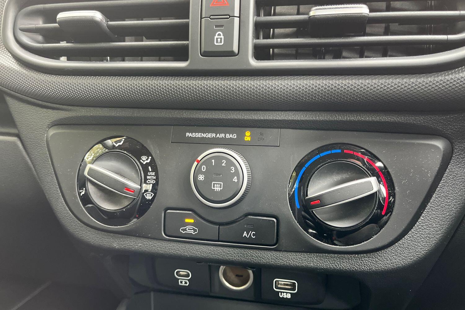 Used Hyundai i10 2024 for sale - 76677106: Photo 14