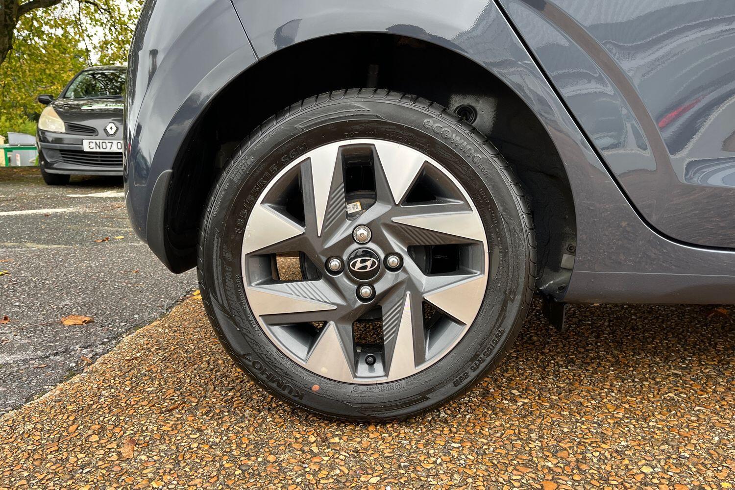 Used Hyundai i10 2024 for sale - 76677106: Photo 5